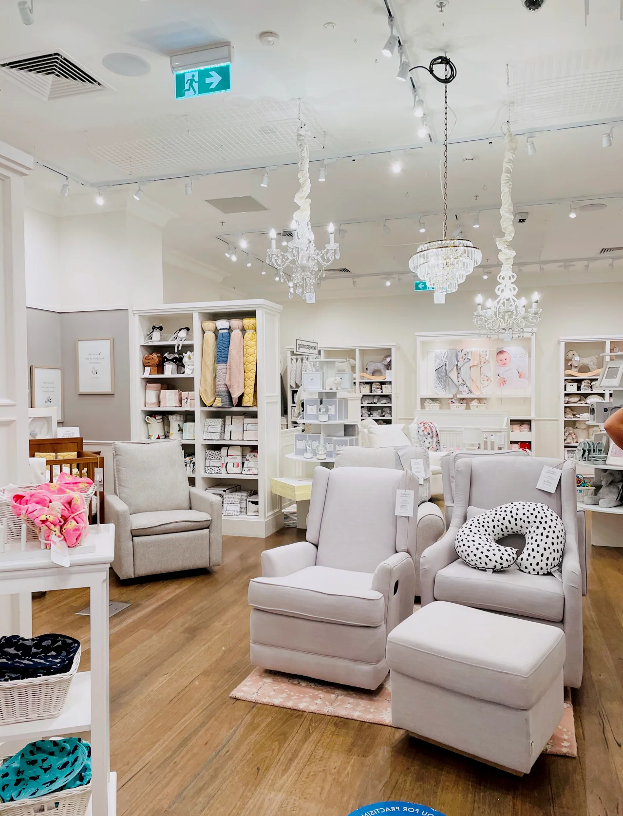 “中国前十欧美家具品牌” 欧美家具品牌有哪些？-第1张图片